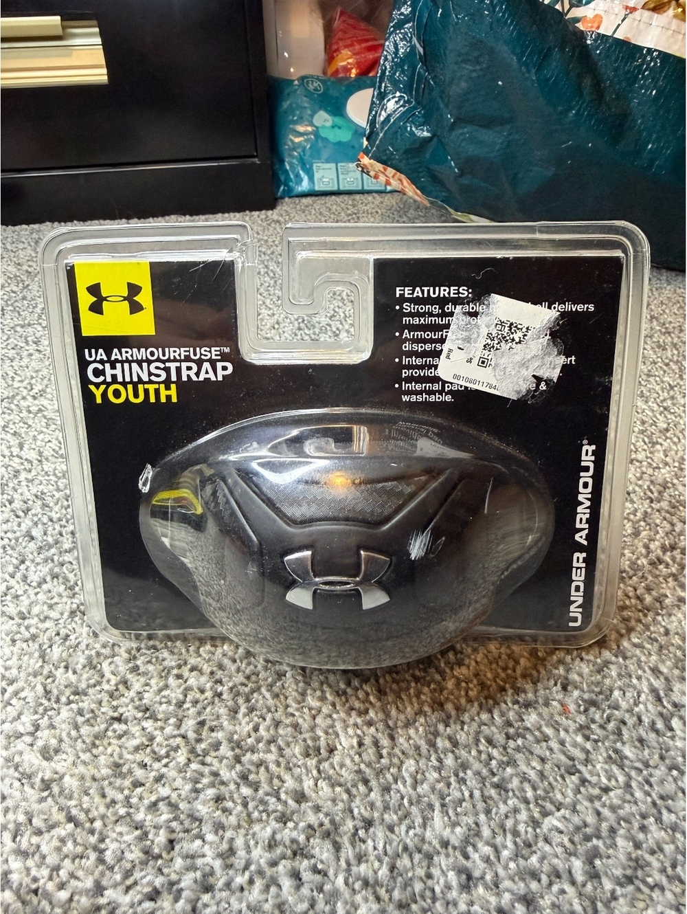 Under Armour Youth Armourfuse Chinstrap Black